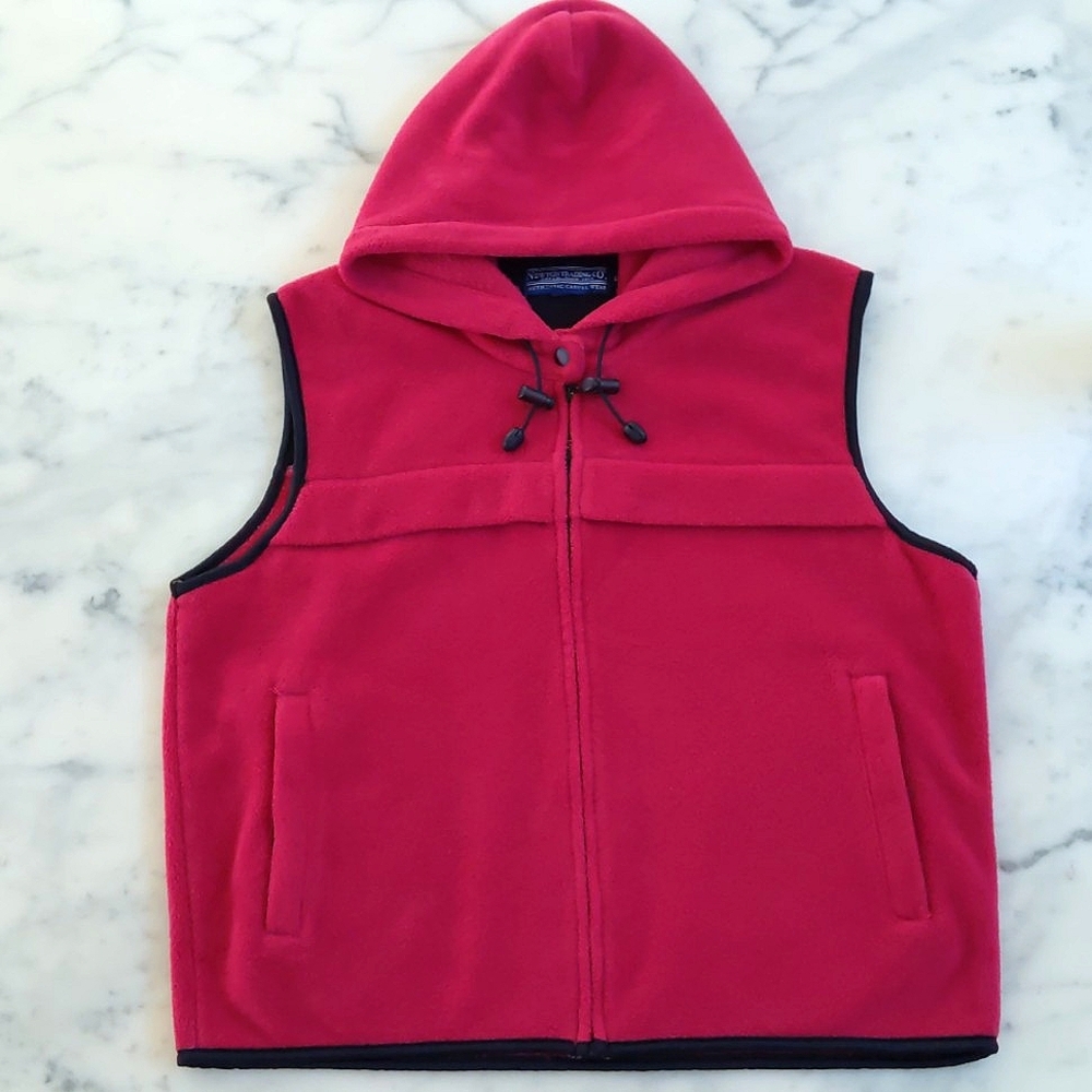 NWOT. Rose Red Hooded Thick Fleece Vest with Zip Front Pockets.